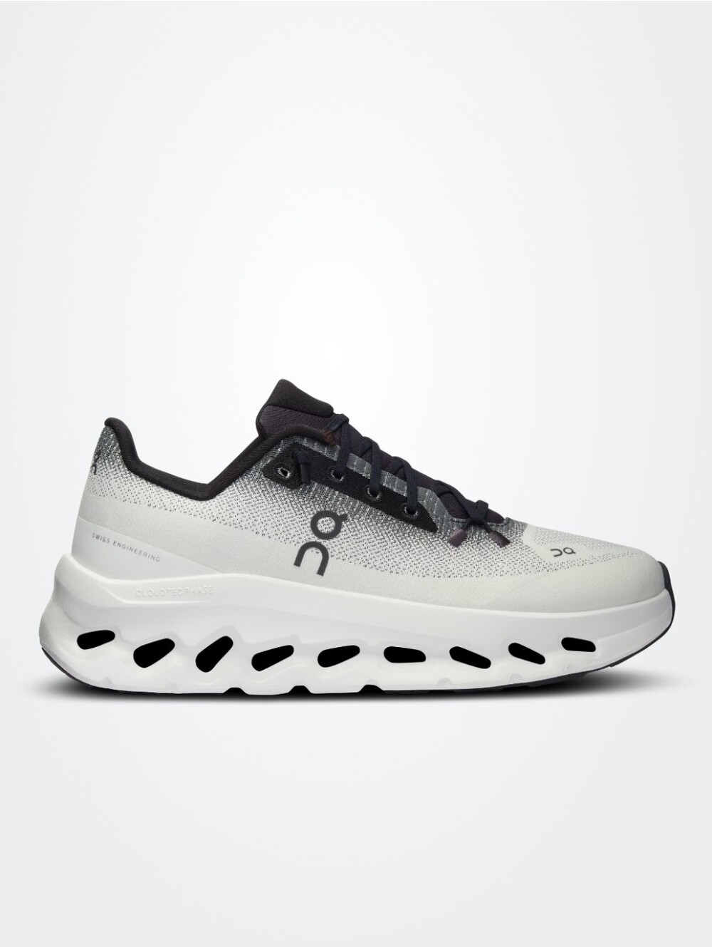 On Cloud Sneakers Women's 10 Black Ivory Cloudtilt Running Workout Athletic